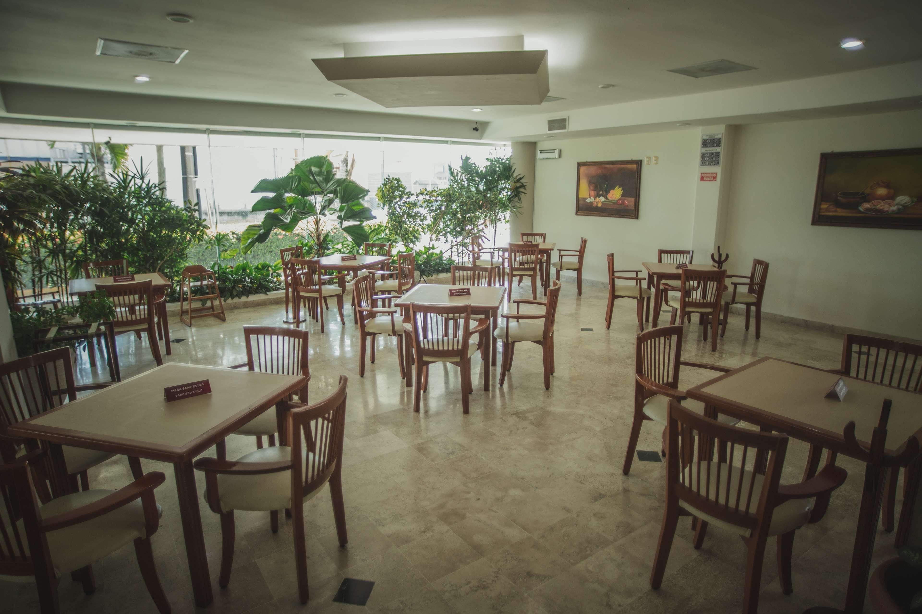 Hotel Gran Tuxtepec Plaza Exterior foto